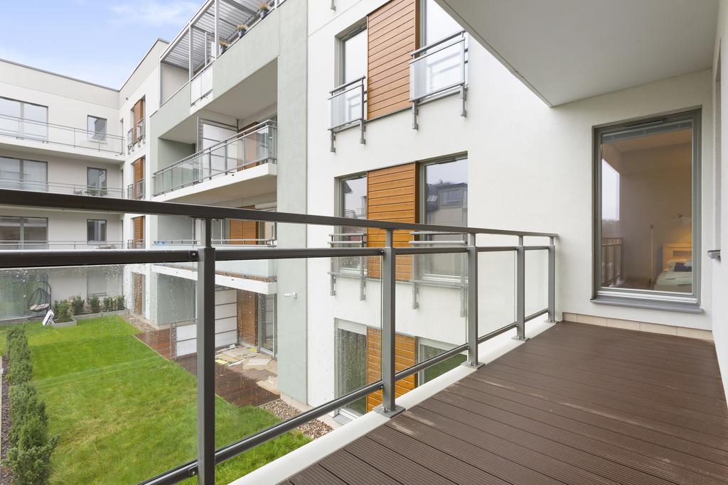 Styl i Komfort - apartament wśród zieleni Breslávia Exterior foto