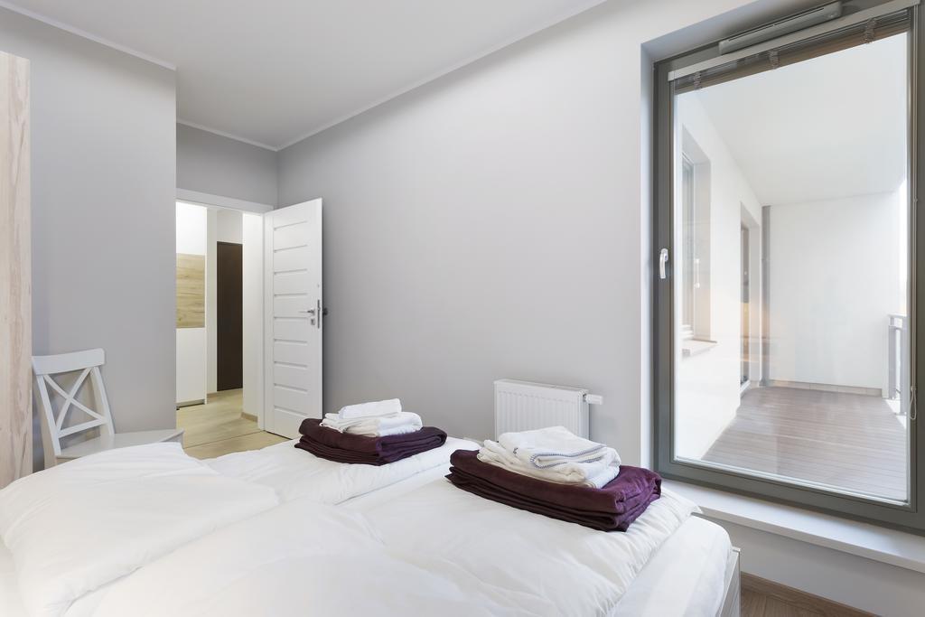 Styl i Komfort - apartament wśród zieleni Breslávia Exterior foto