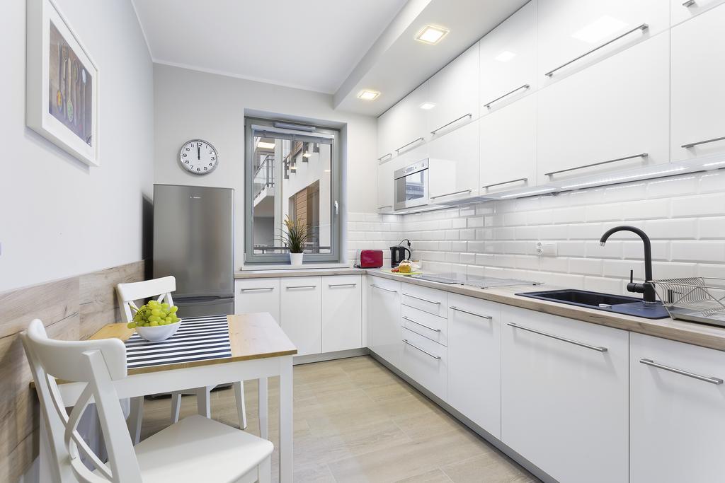 Styl i Komfort - apartament wśród zieleni Breslávia Exterior foto